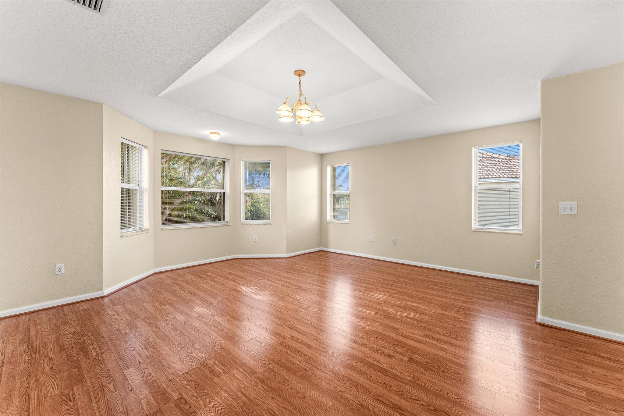 MADISON GREEN 1 - Residential Lease