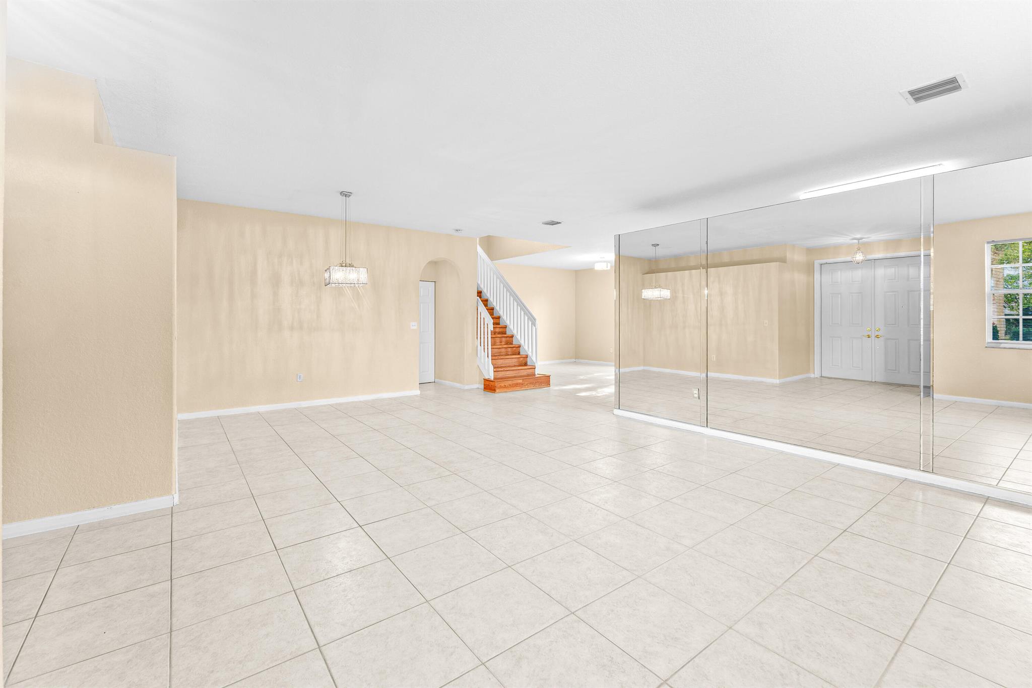 MADISON GREEN 1 - Residential Lease