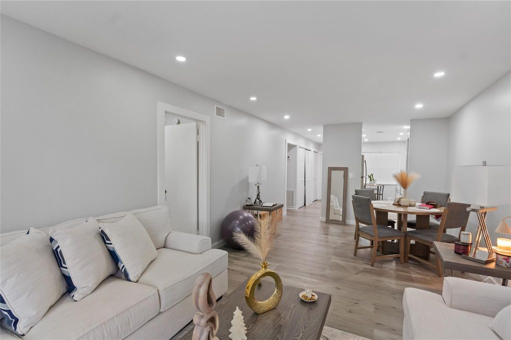 Photo of 1335 NW 94th Way #1335, Coral Springs, FL 33071 (MLS # F10555459)