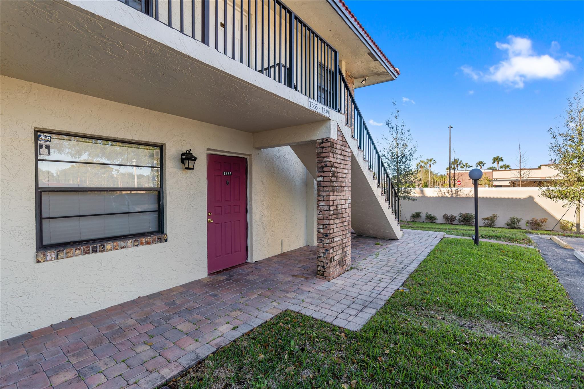 UNIVERSITY CLUB CONDO - Residential