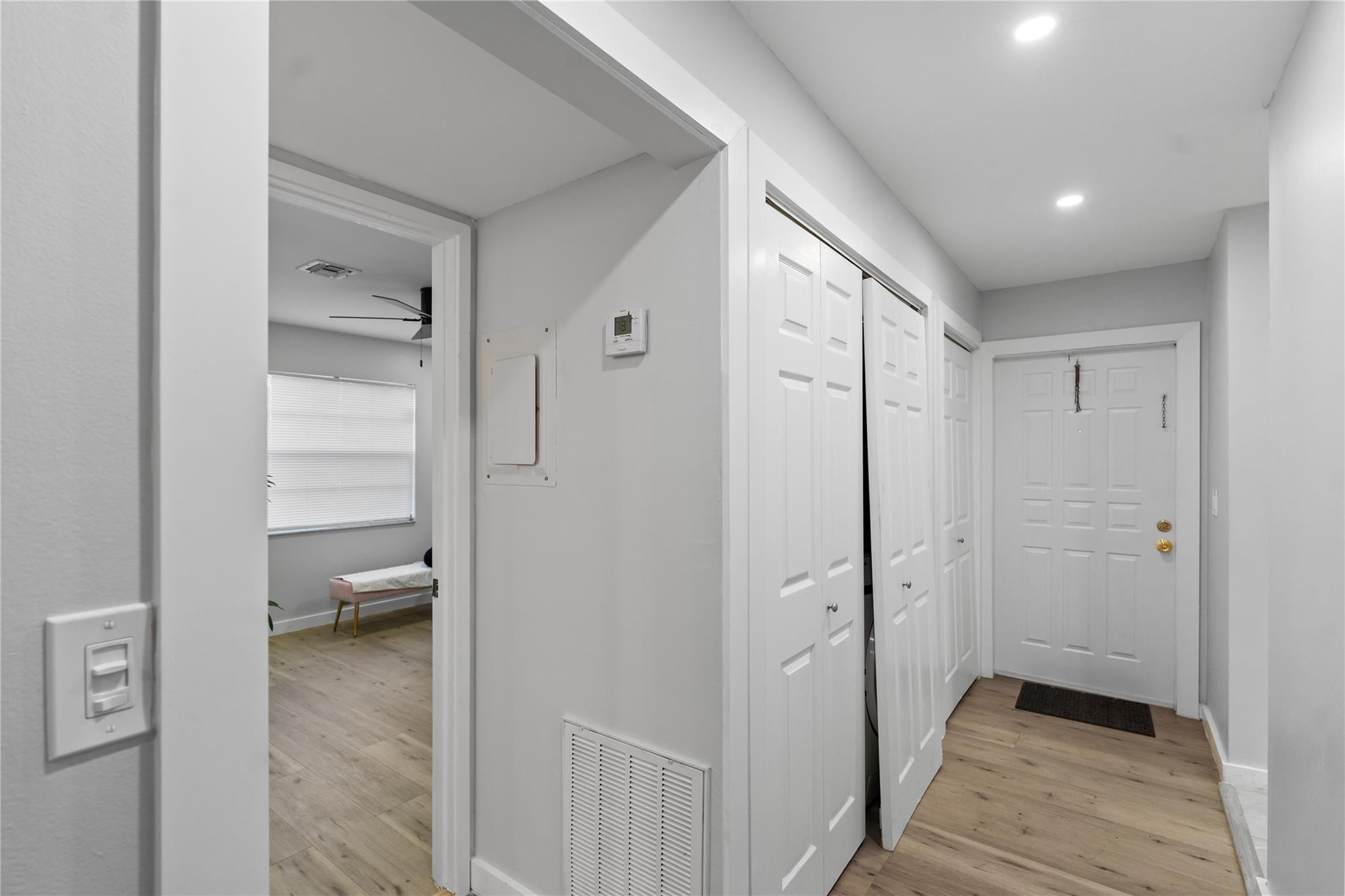 UNIVERSITY CLUB CONDO - Residential