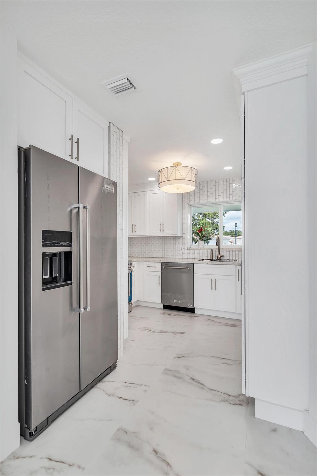 View photos, virtual tours, details... 331 Tequesta Drive 223