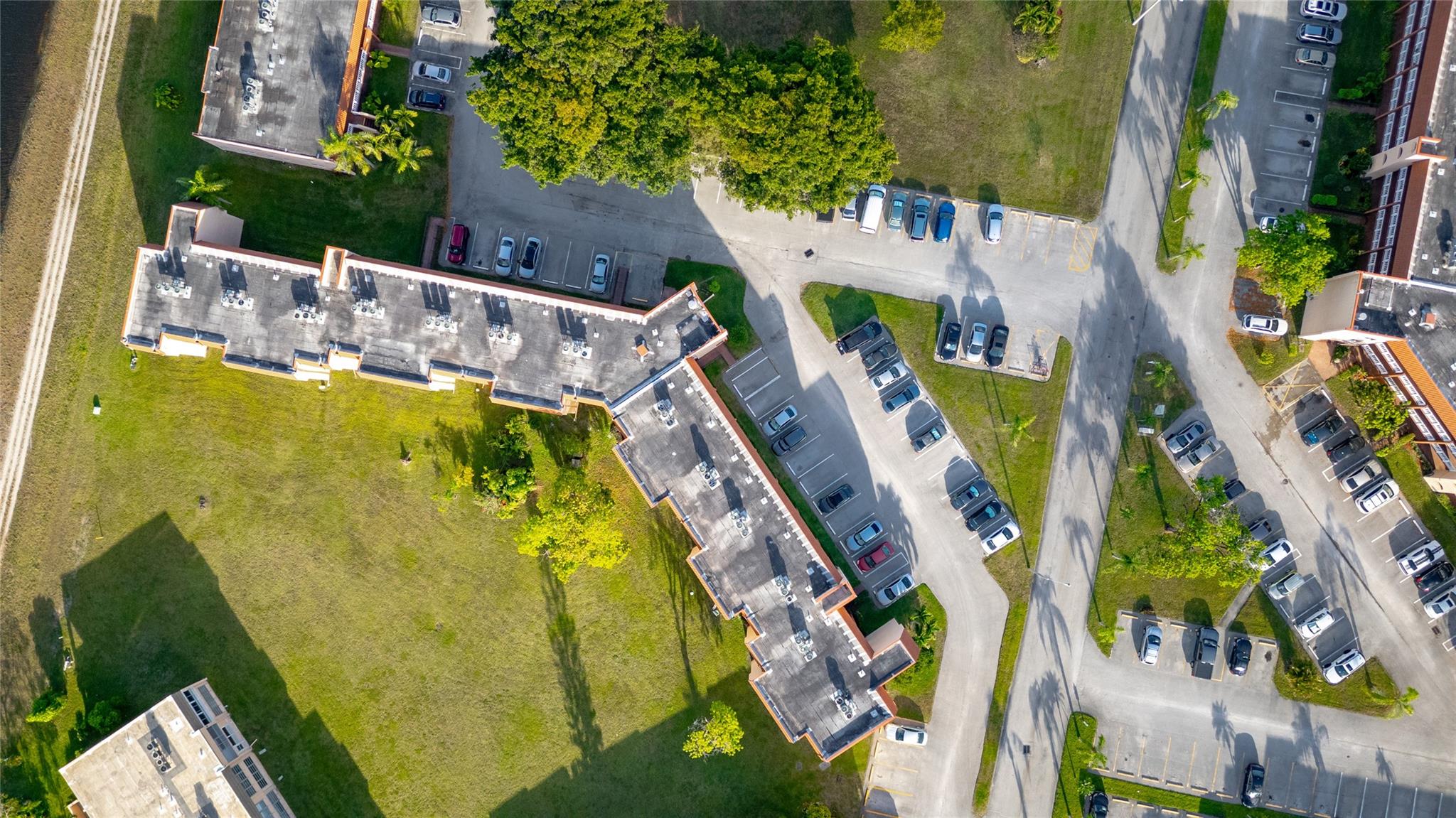 Sunrise Lakes III - Residential