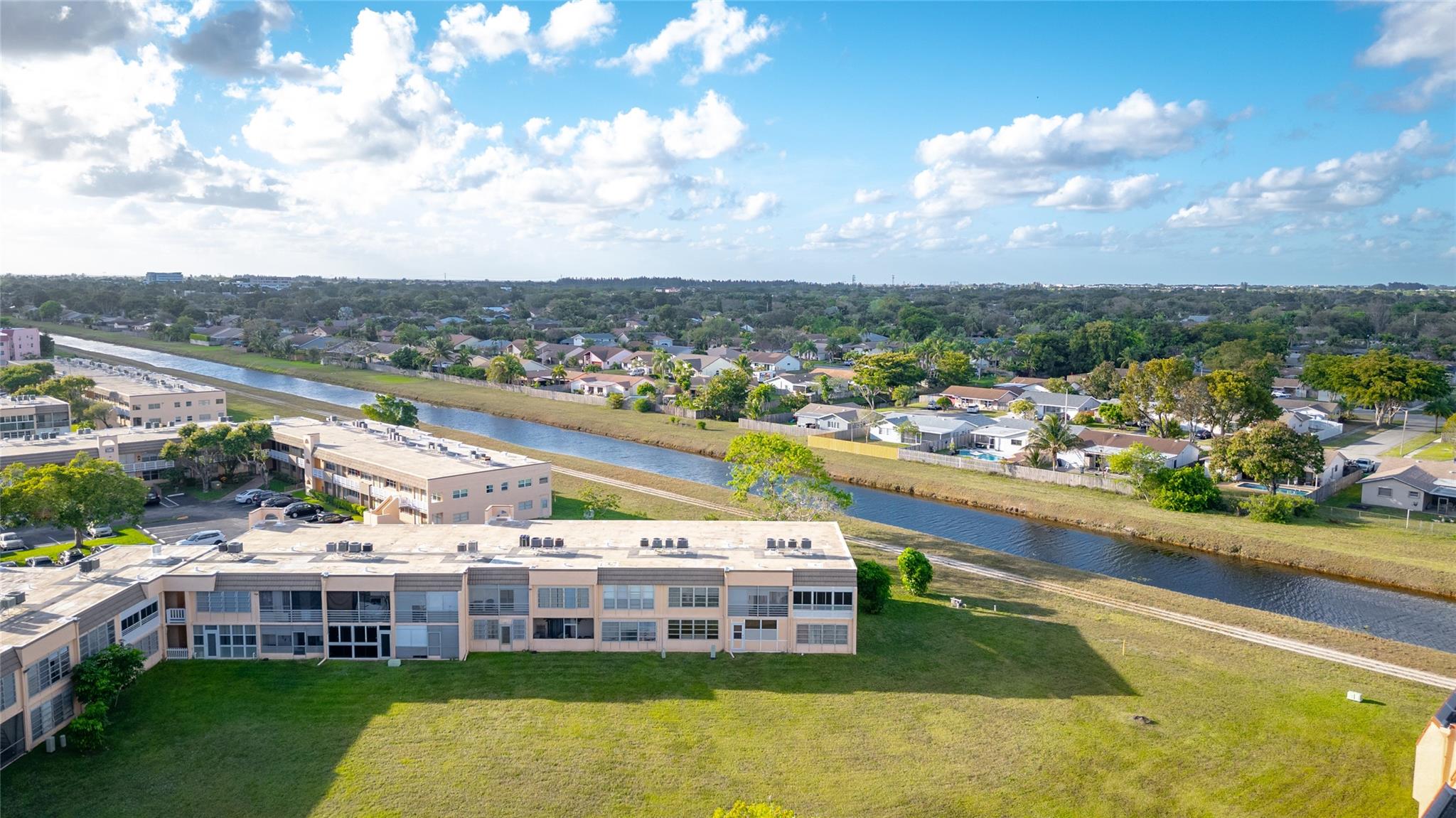 Sunrise Lakes III - Residential
