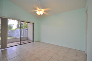 EXECUTIVE ESTATES - Residential