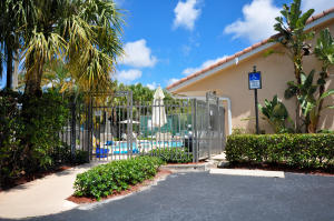 EXECUTIVE ESTATES - Residential