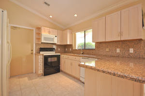 EXECUTIVE ESTATES - Residential