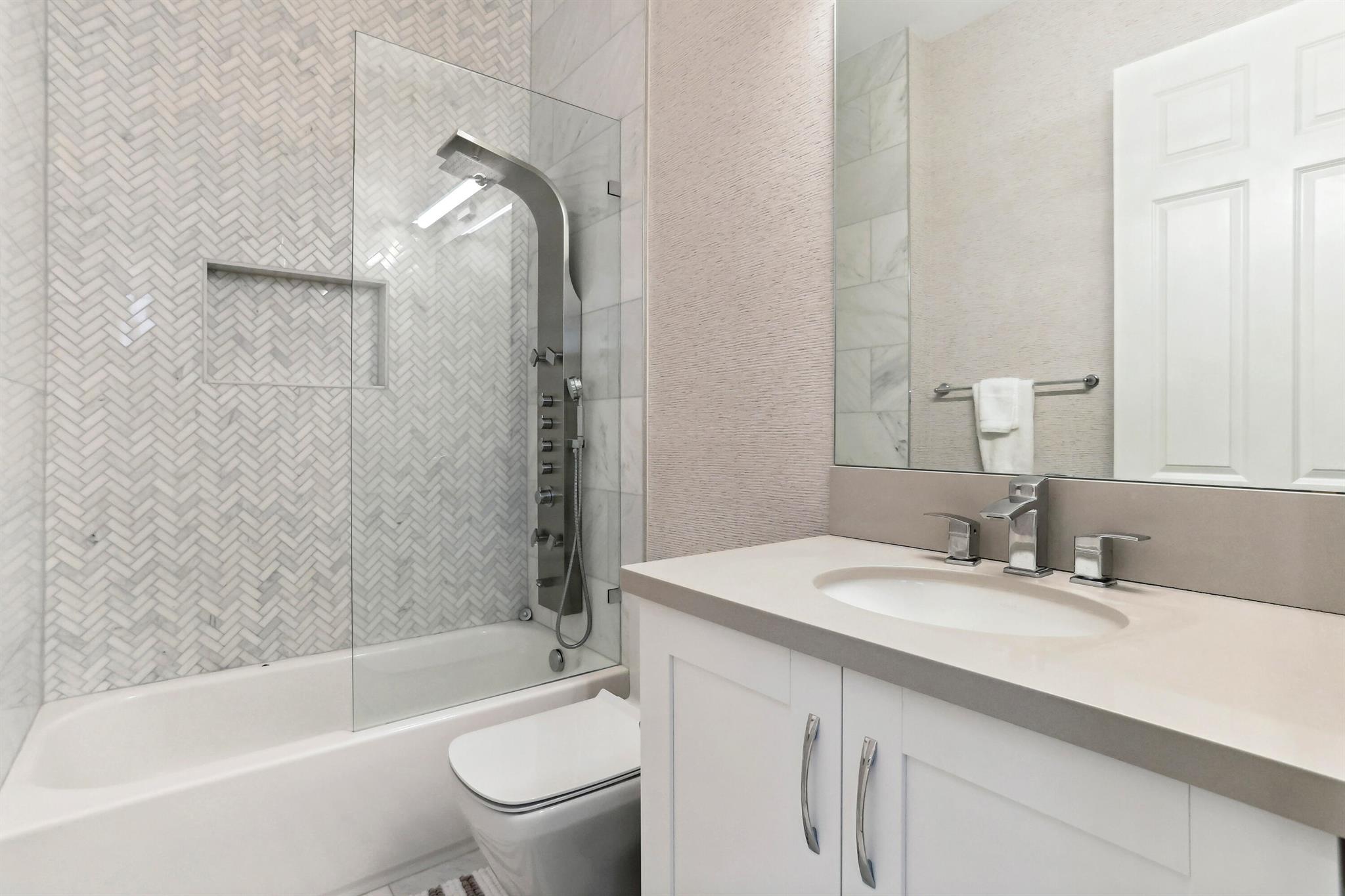 Seven Bridges - Residential