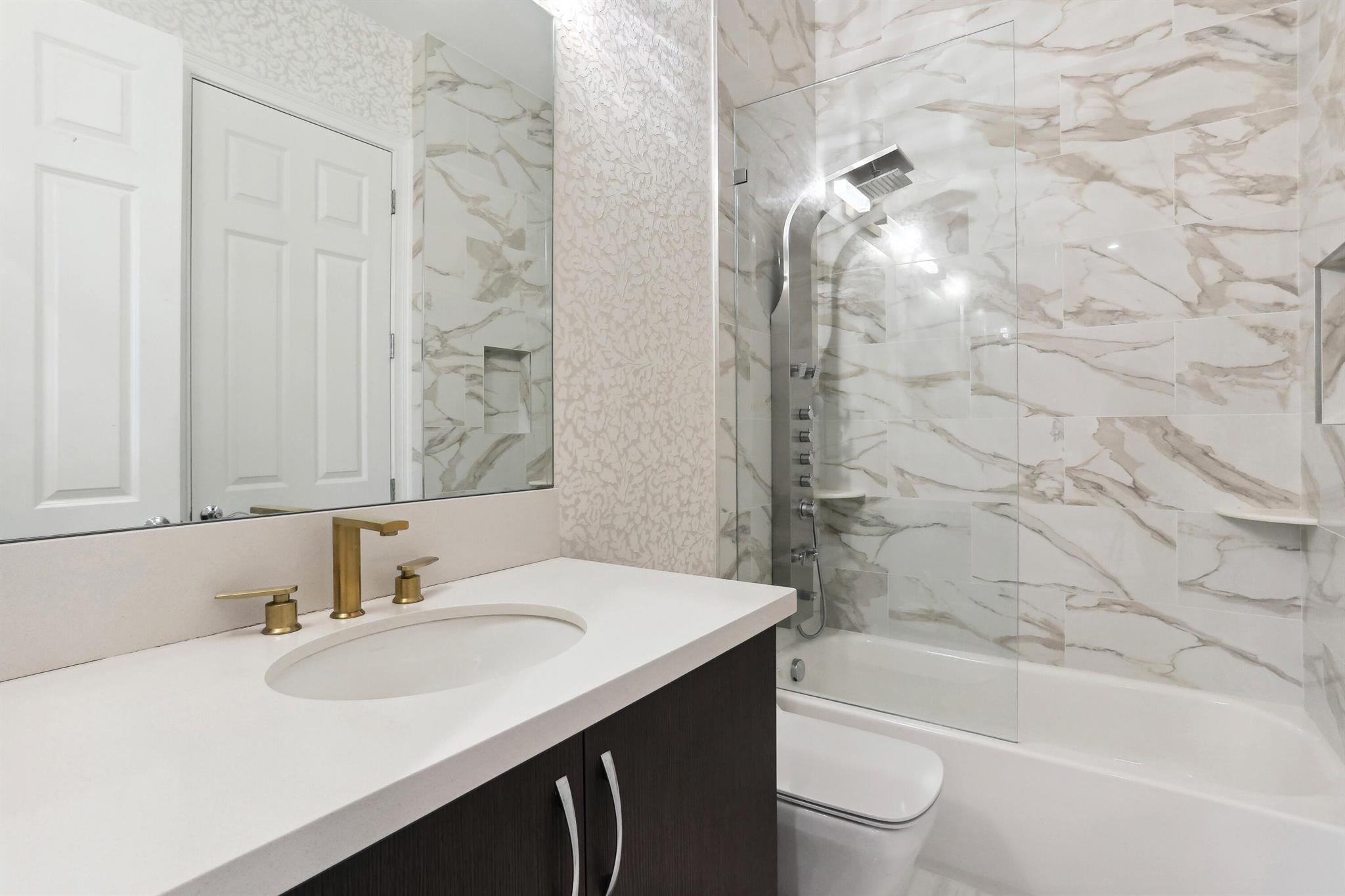 Seven Bridges - Residential