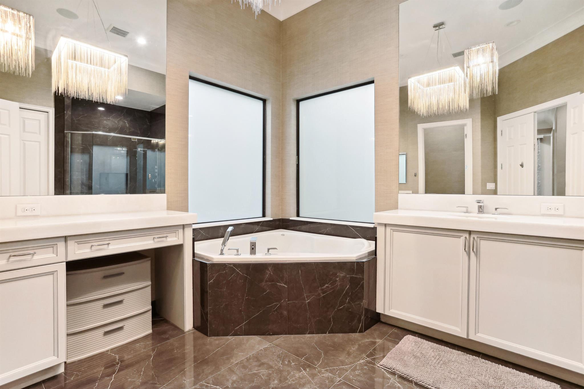 Seven Bridges - Residential