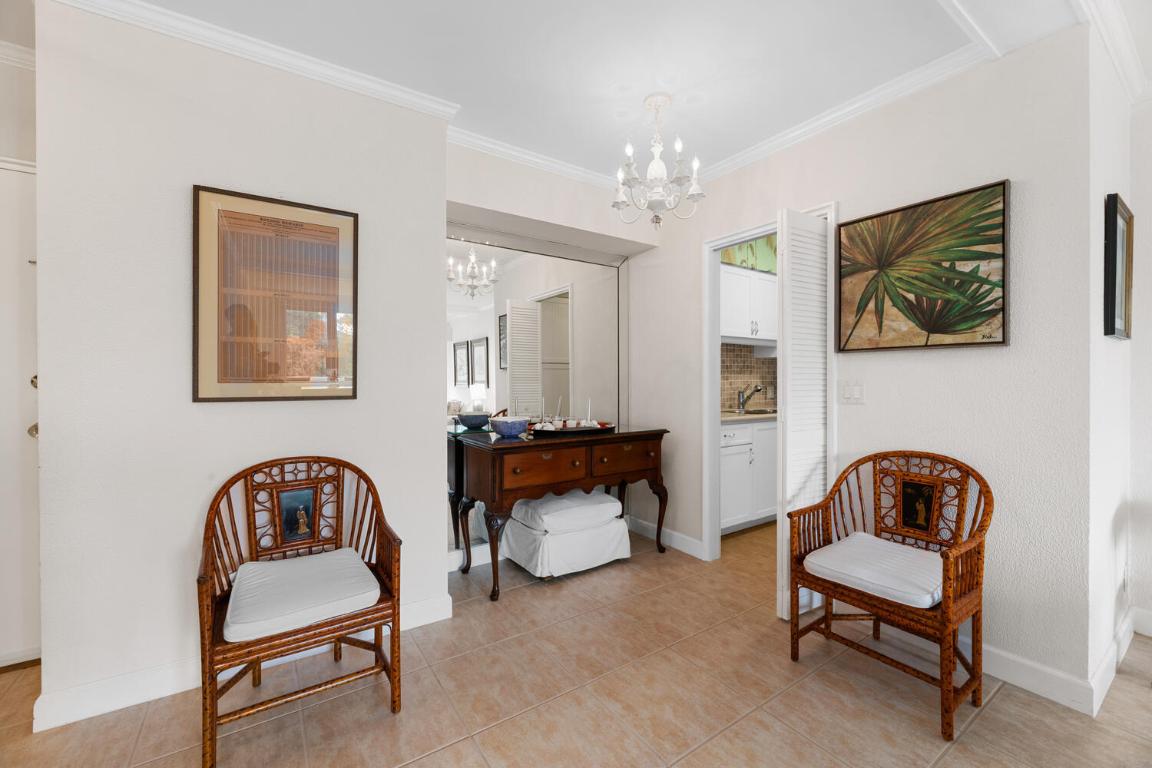 455 Worth Avenue 304