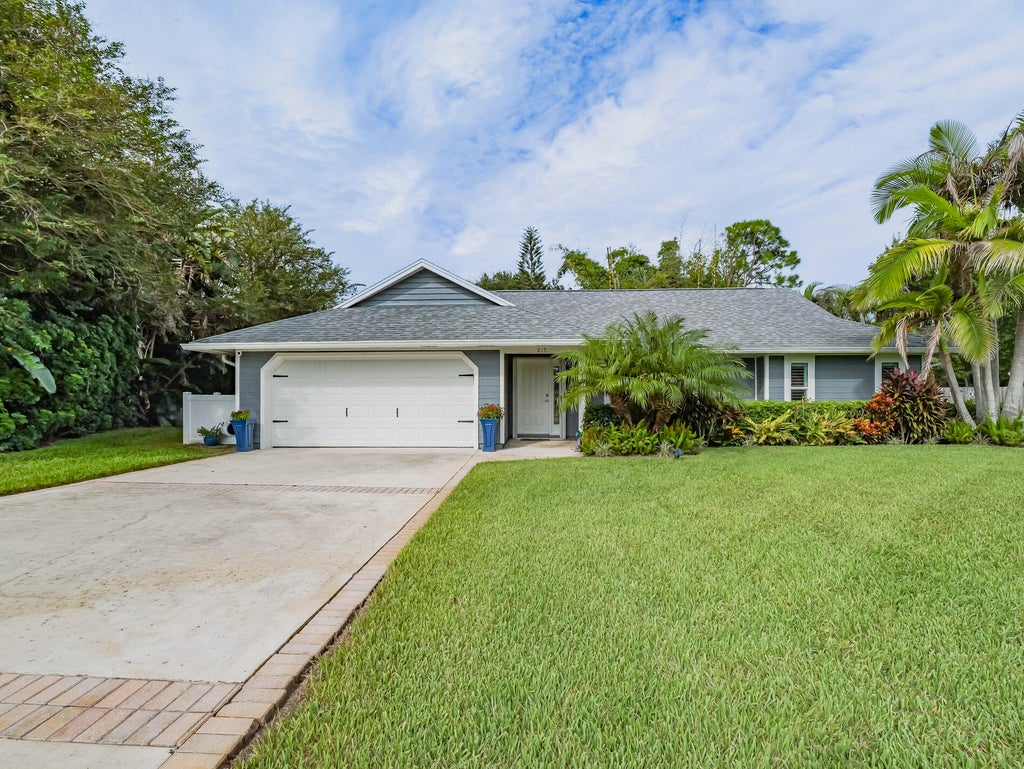Photo of 215 8TH Terrace, Vero Beach, FL 32962 (MLS # B26083328)