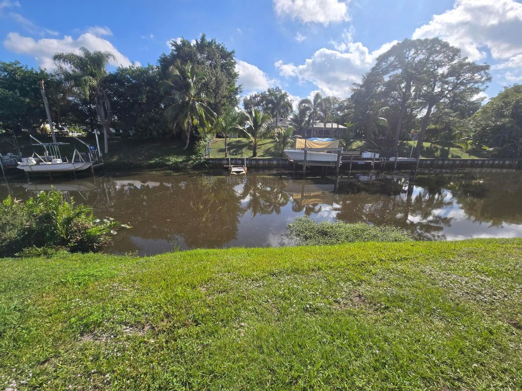 Photo of 178 NE Dominican Terrace, Port Saint Lucie, FL 34983 (MLS # R11046533)