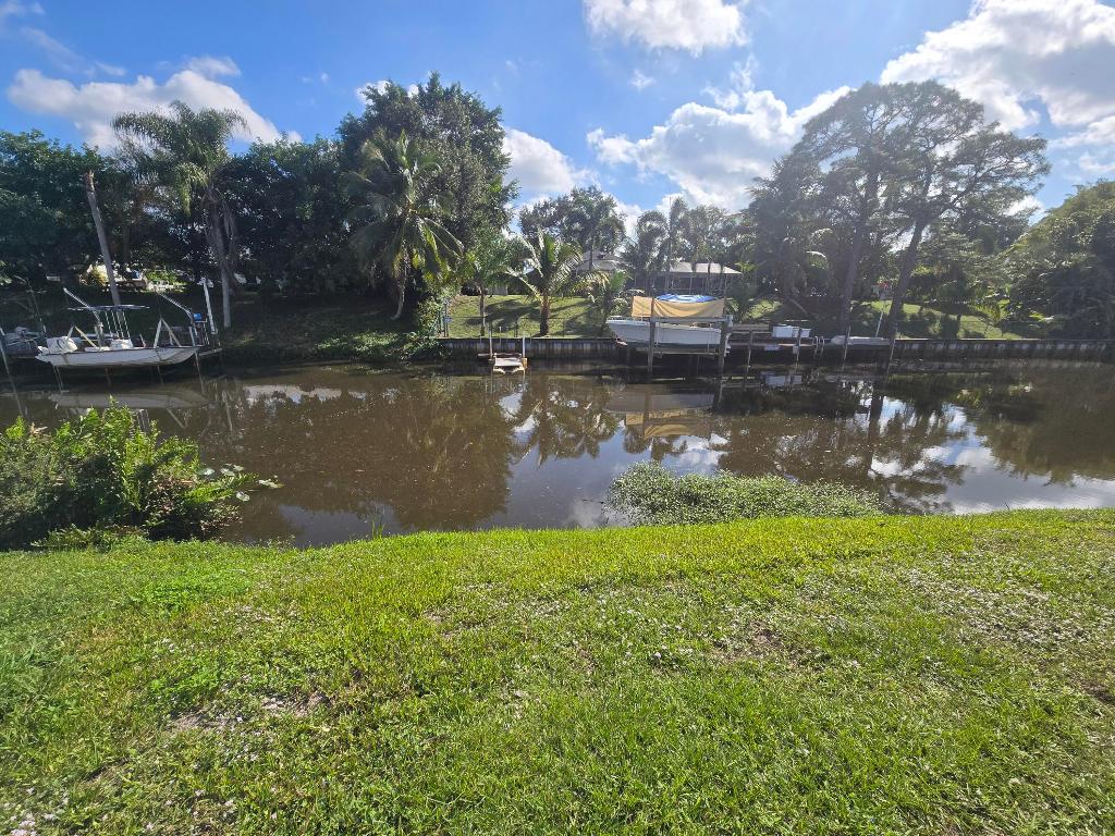 PORT ST LUCIE SECTION 26 - Land