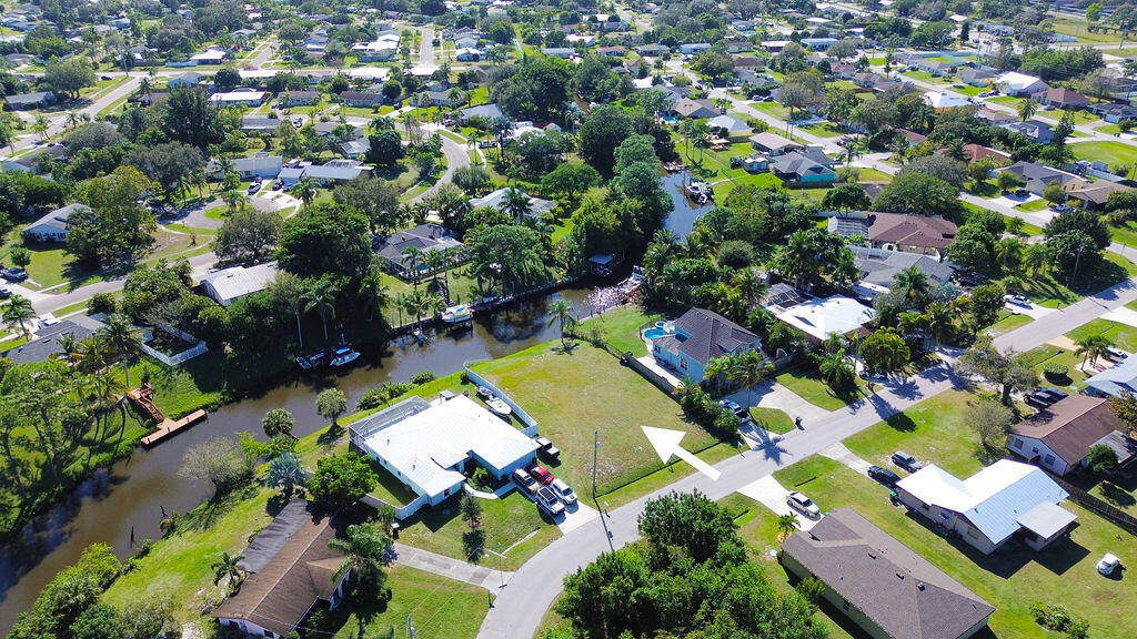 PORT ST LUCIE SECTION 26 - Land