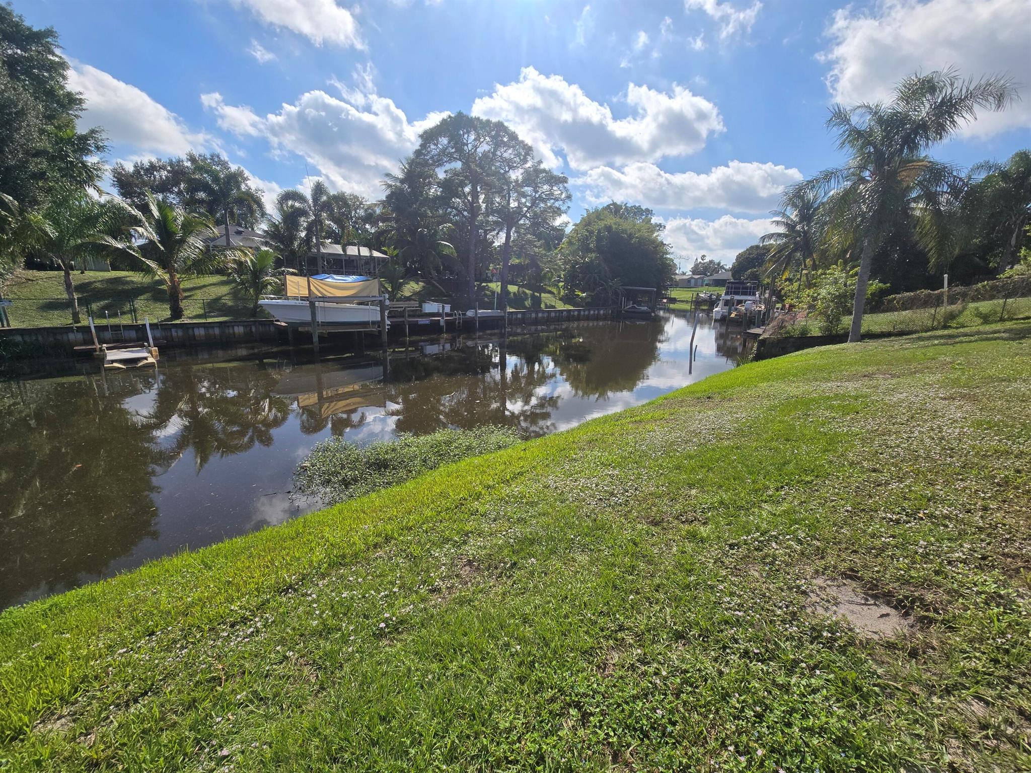 PORT ST LUCIE SECTION 26 - Land