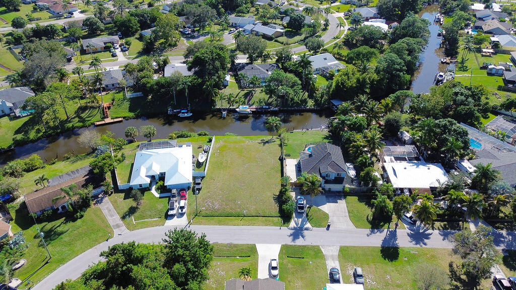 PORT ST LUCIE SECTION 26 - Land