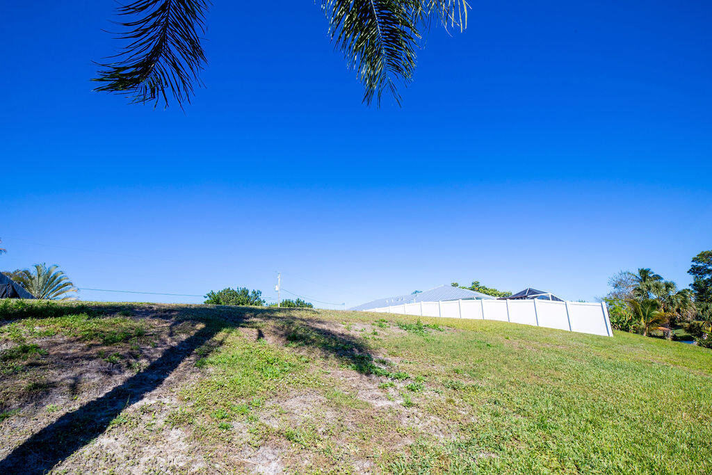 PORT ST LUCIE SECTION 26 - Land