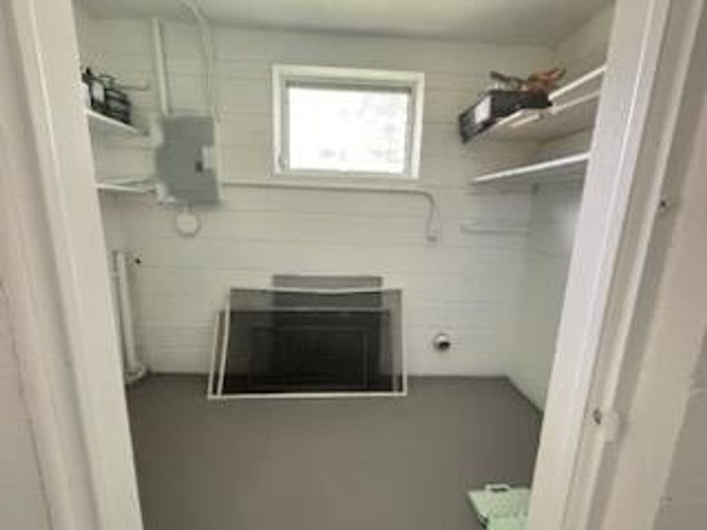 Photo of 161 SW 6th Ct Court SW, Vero Beach, FL 32962 (MLS # B26015051)