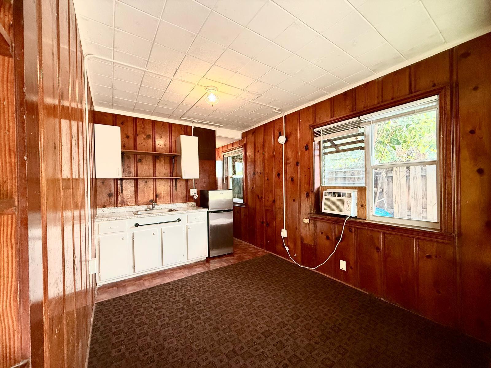 NORTH PALM BCH 3 - Residential Lease