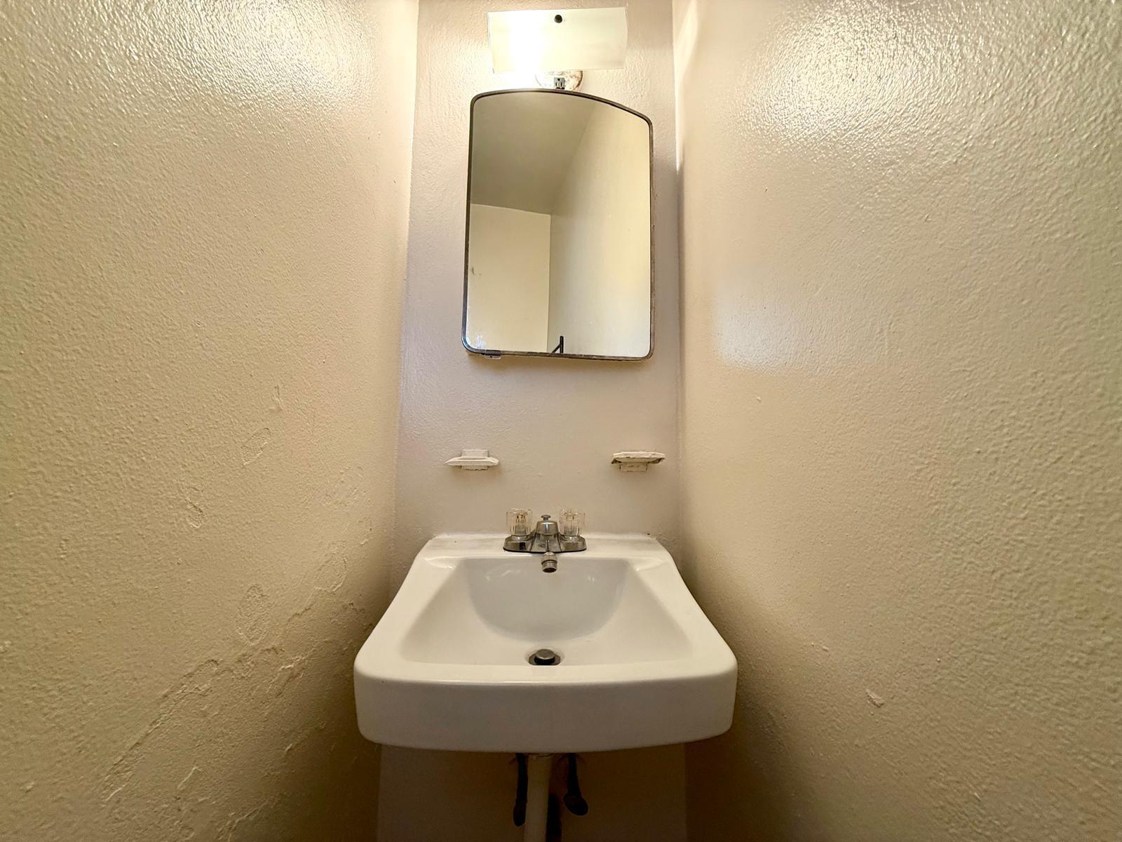 NORTH PALM BCH 3 - Residential Lease