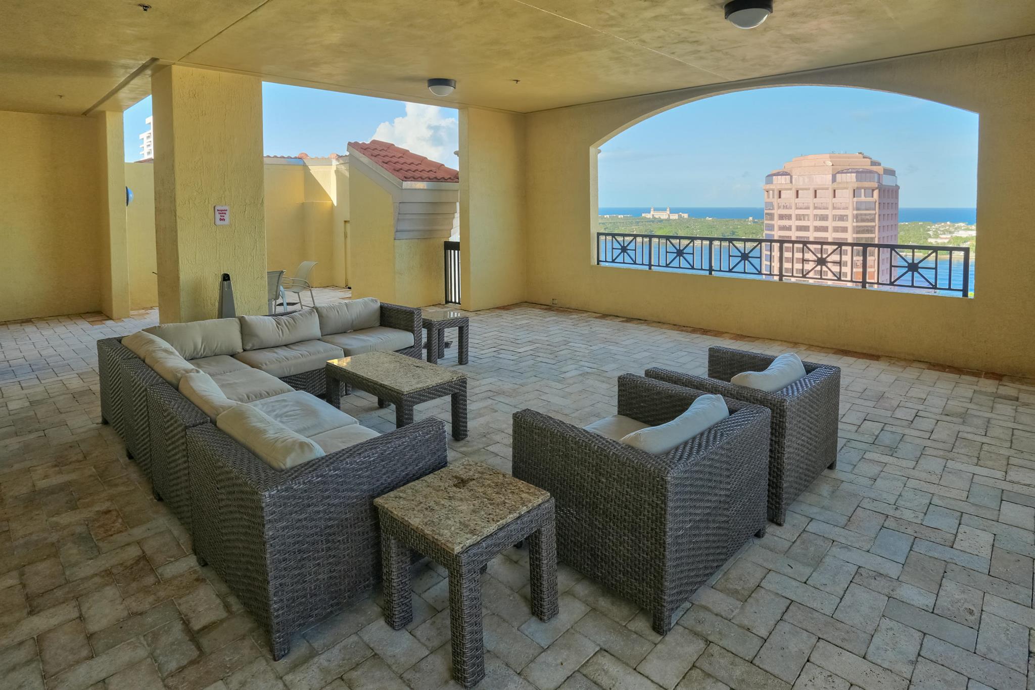 ONE CITY PLAZA CONDO - Residential Lease