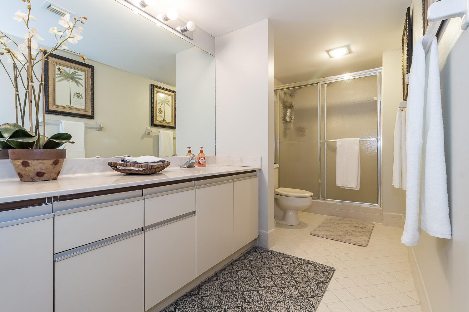 FOUNTAINS OF PALM BEACH CONDO 8 - Residential