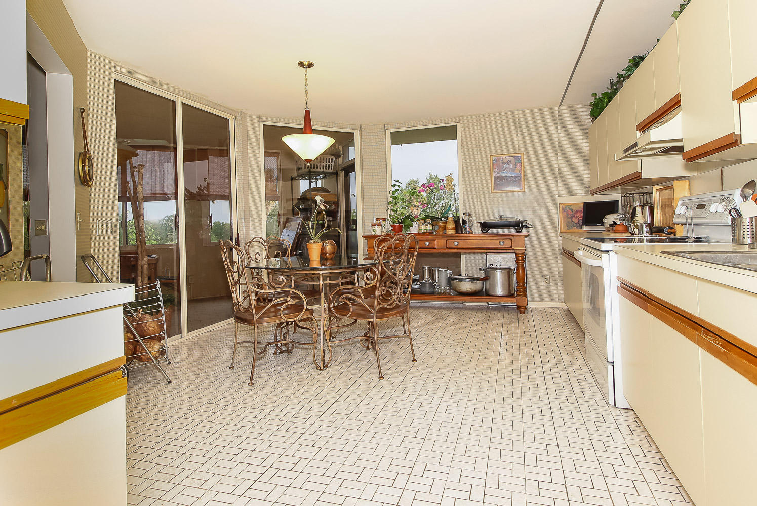 FOUNTAINS OF PALM BEACH CONDO 8 - Residential