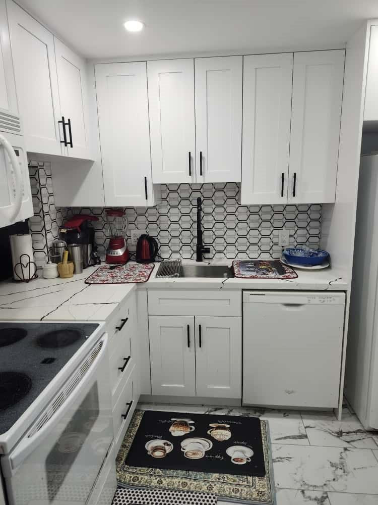 HOLIDAY SPRINGS VILLAGE 1 CONDO - Residential