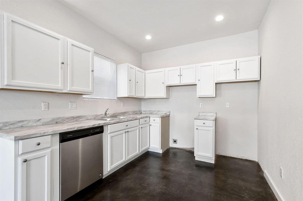 ROBINSON - Residential Income