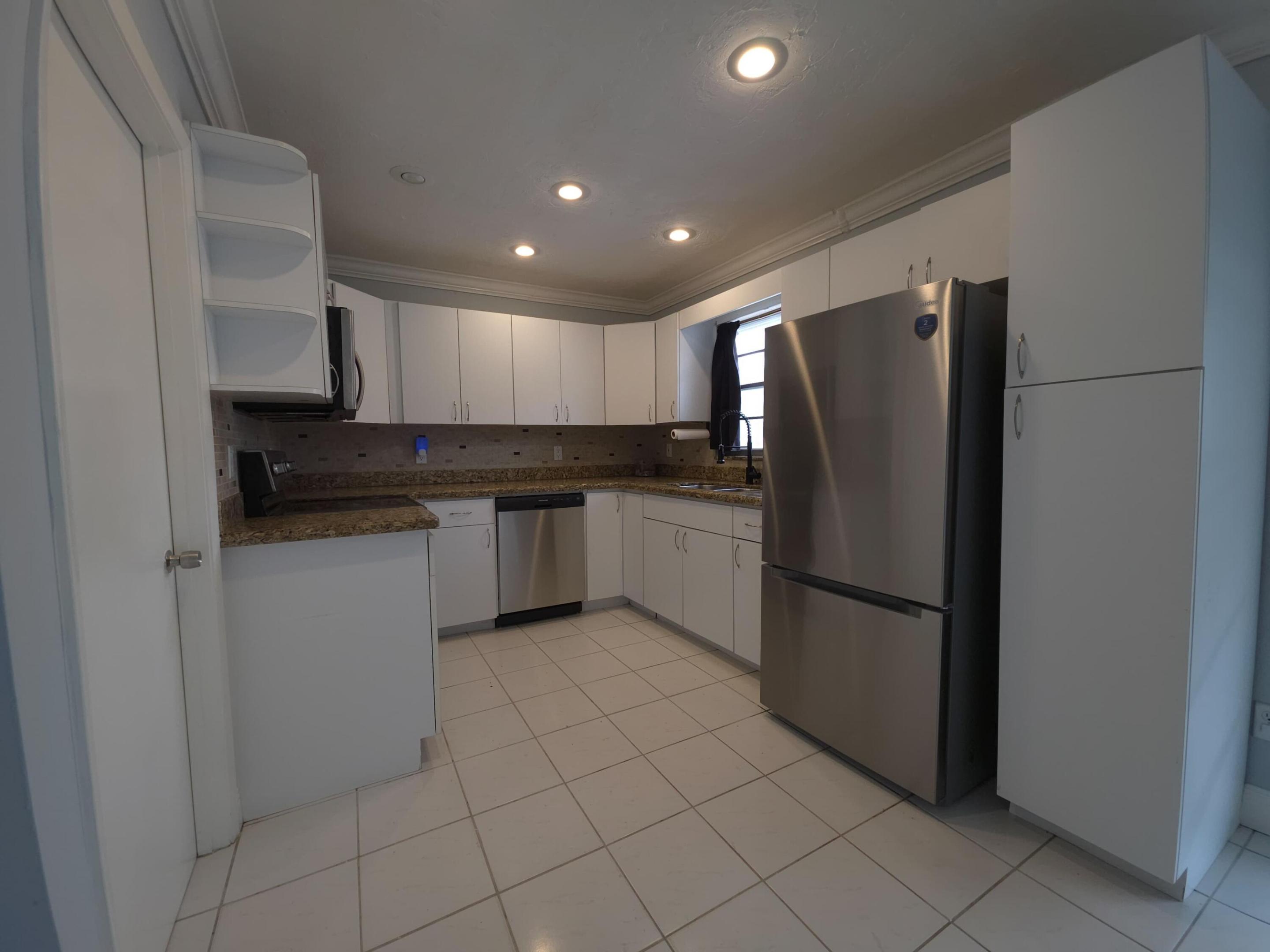 PINE AIR 6 - Residential Lease