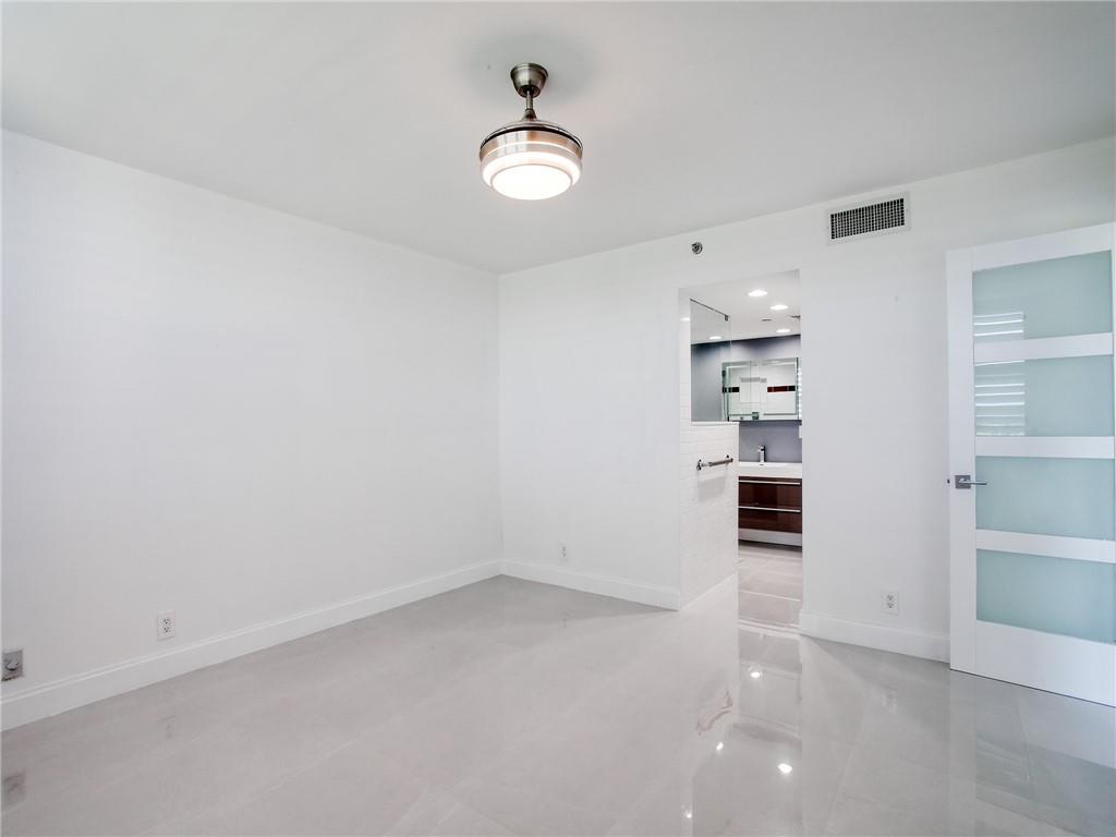 Palm-Aire Country Club - Residential