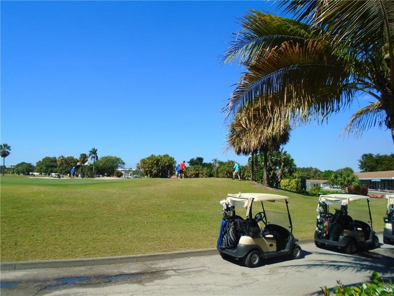 Palm-Aire Country Club - Residential