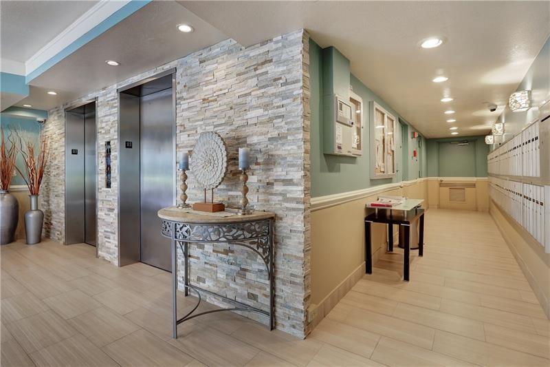 Palm-Aire Country Club - Residential