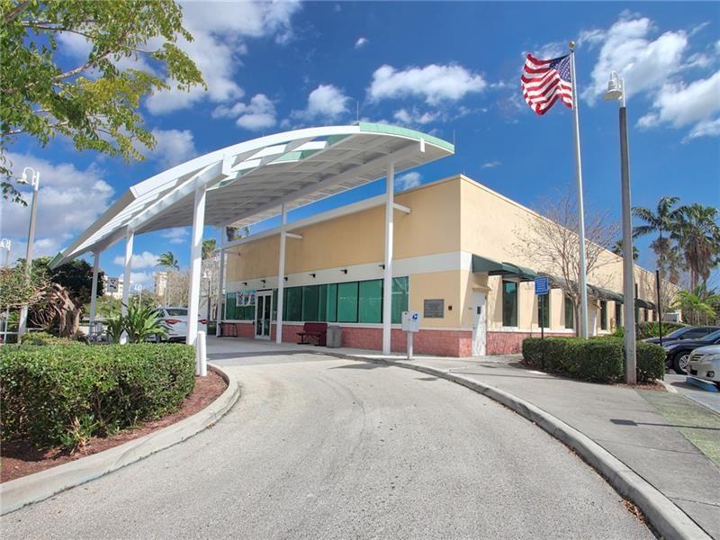 Palm-Aire Country Club - Residential