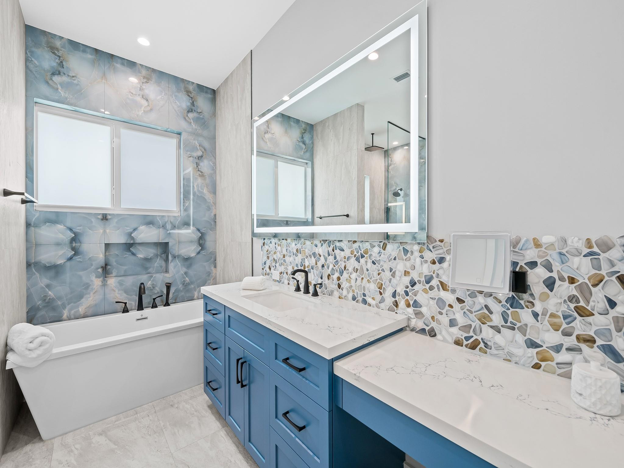 LAKE PLACID - Residential