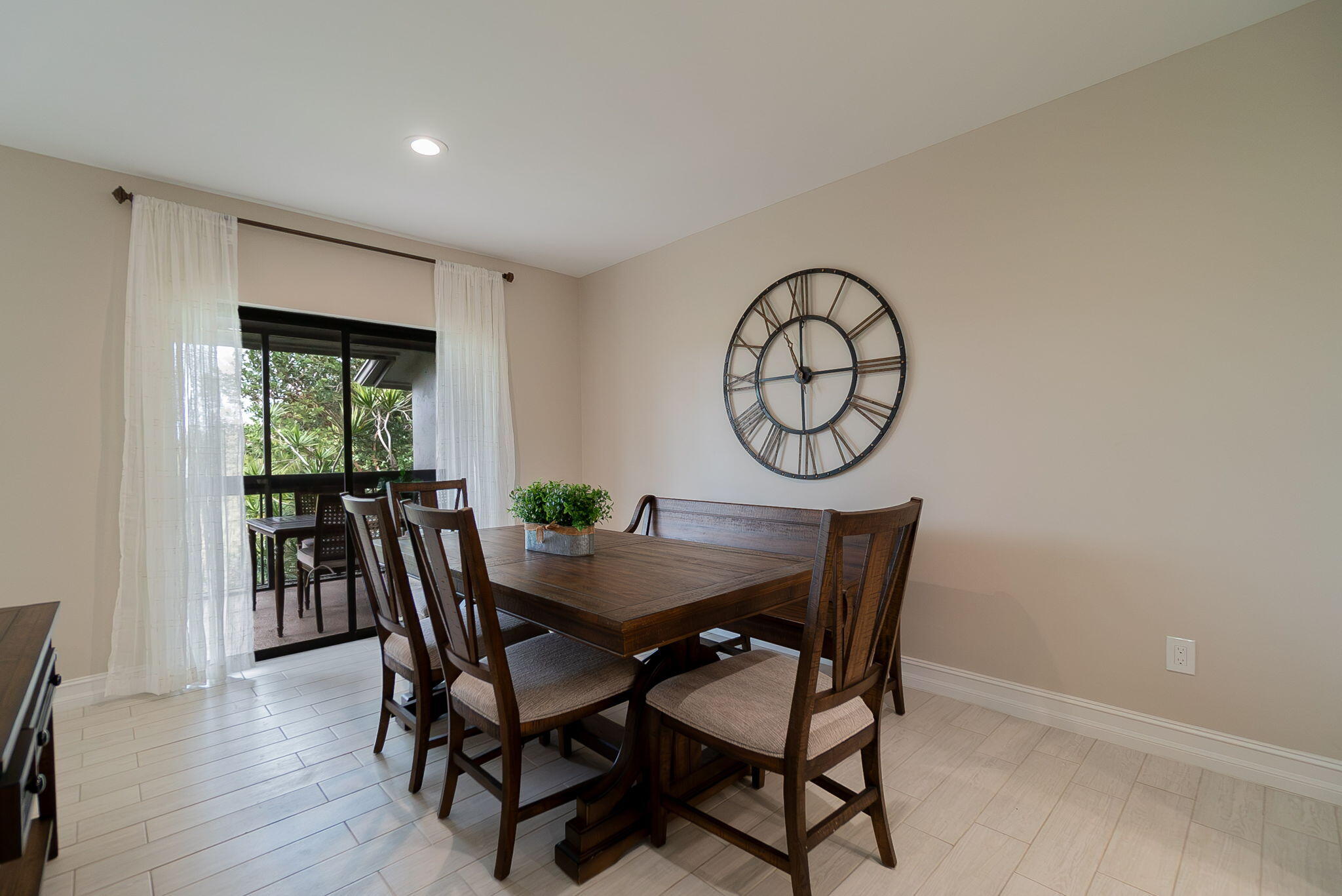 GOLF COTTAGES 2 CONDO - Residential