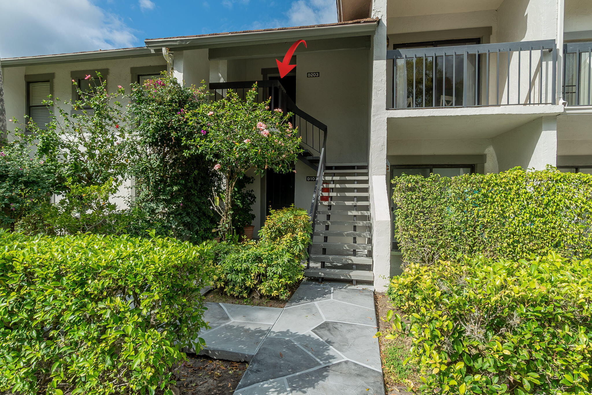GOLF COTTAGES 2 CONDO - Residential