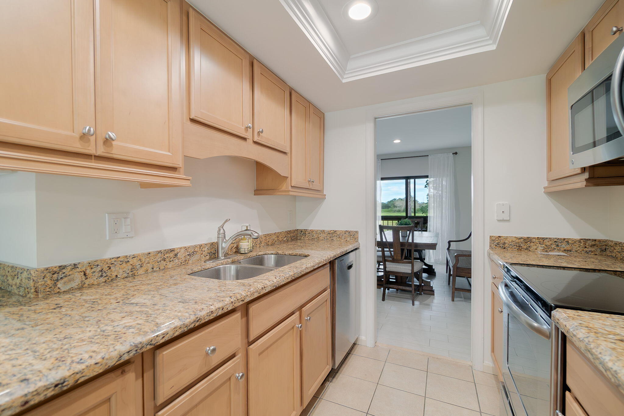 GOLF COTTAGES 2 CONDO - Residential