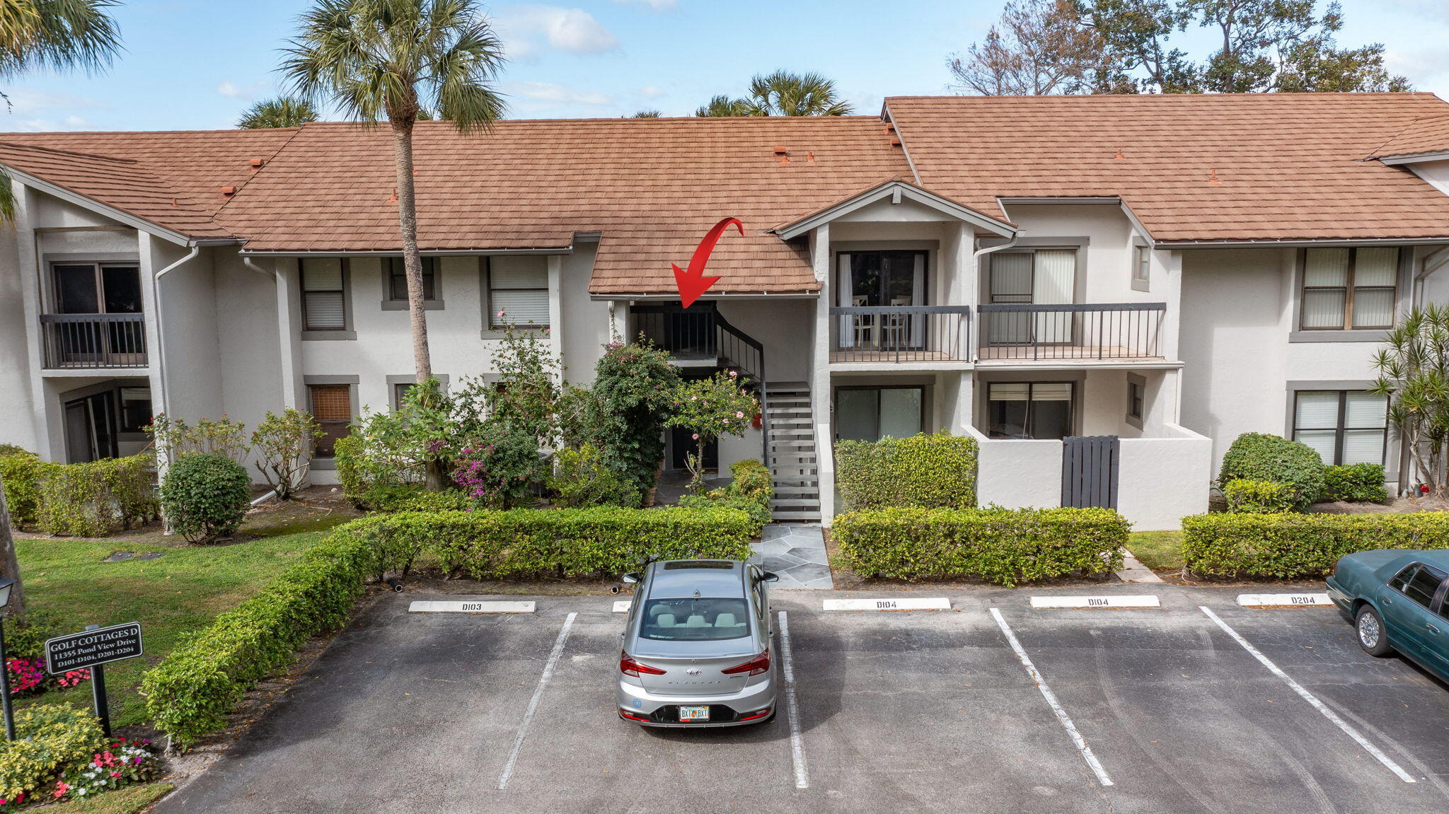 GOLF COTTAGES 2 CONDO - Residential