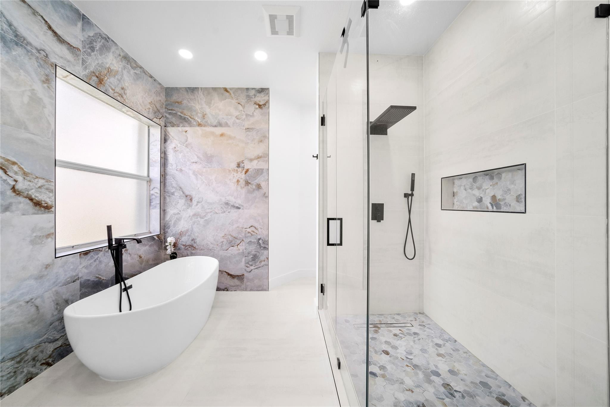 7119 NW 113th Avenue, Parkland, FL, 33076/$969,900 3 7119 NW 113th Avenue