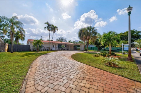 Tiny photo for 1762 NE 38th Street, Oakland Park, FL 33334 (MLS # F10555202)