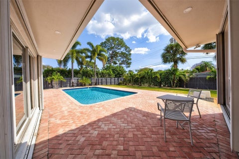 Tiny photo for 1762 NE 38th Street, Oakland Park, FL 33334 (MLS # F10555202)