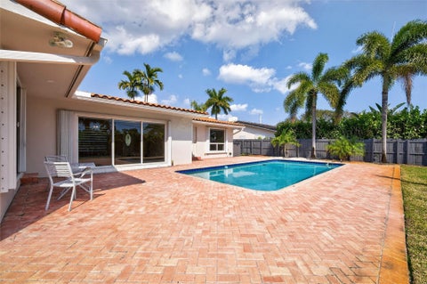 Tiny photo for 1762 NE 38th Street, Oakland Park, FL 33334 (MLS # F10555202)