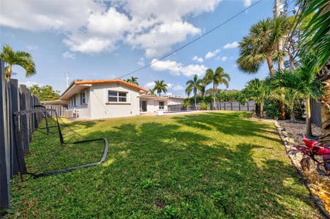 Tiny photo for 1762 NE 38th Street, Oakland Park, FL 33334 (MLS # F10555202)