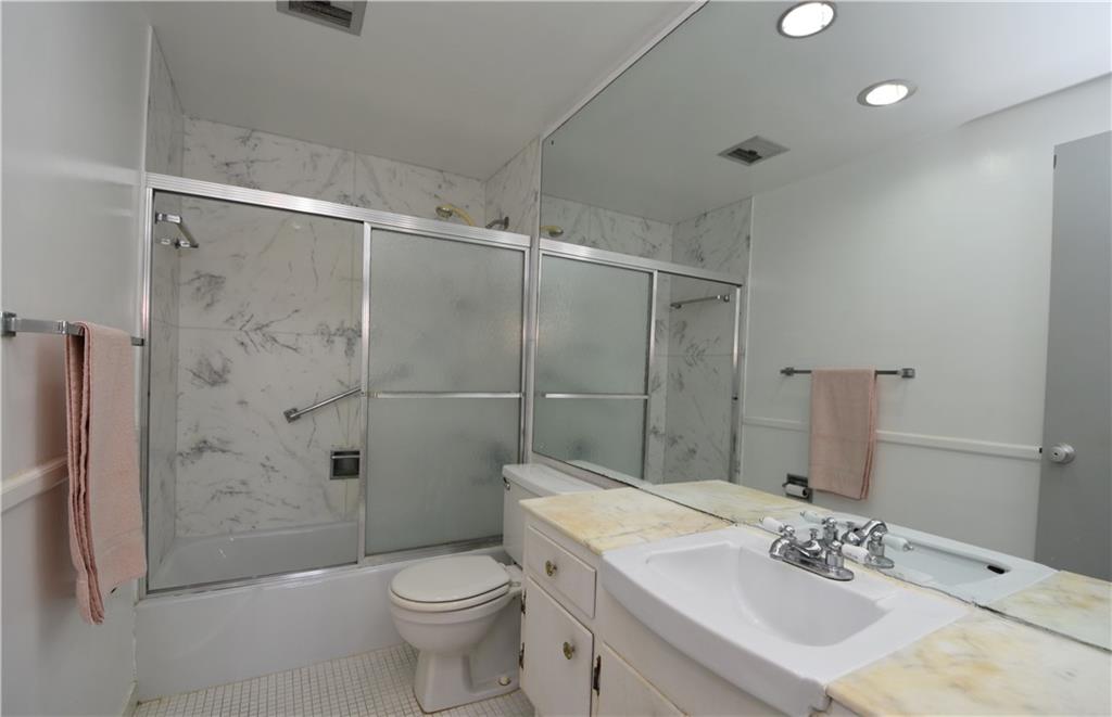 CORAL RIDGE TOWERS SOUTH - Residential