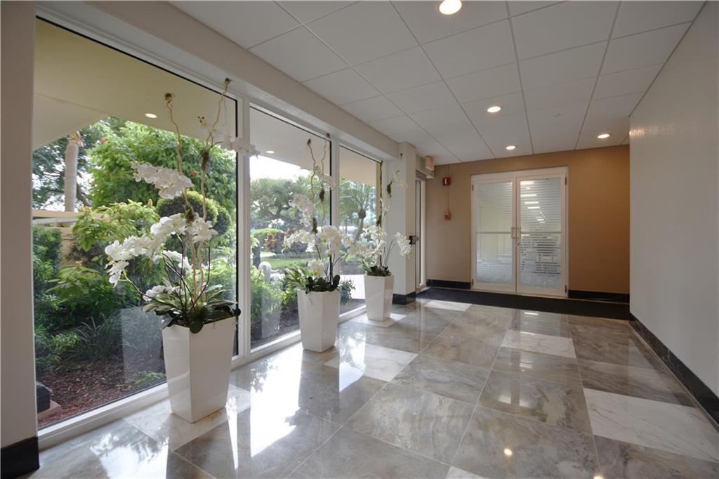 CORAL RIDGE TOWERS SOUTH - Residential