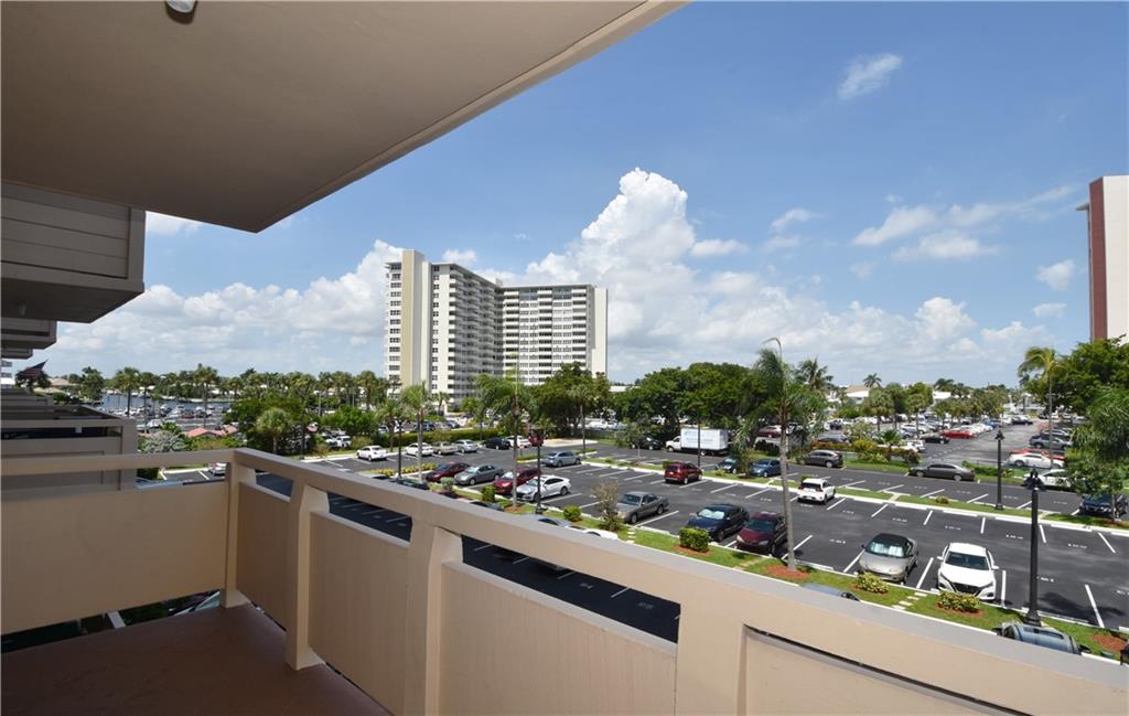 CORAL RIDGE TOWERS SOUTH - Residential