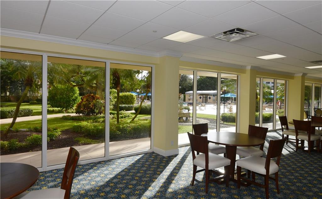 CORAL RIDGE TOWERS SOUTH - Residential