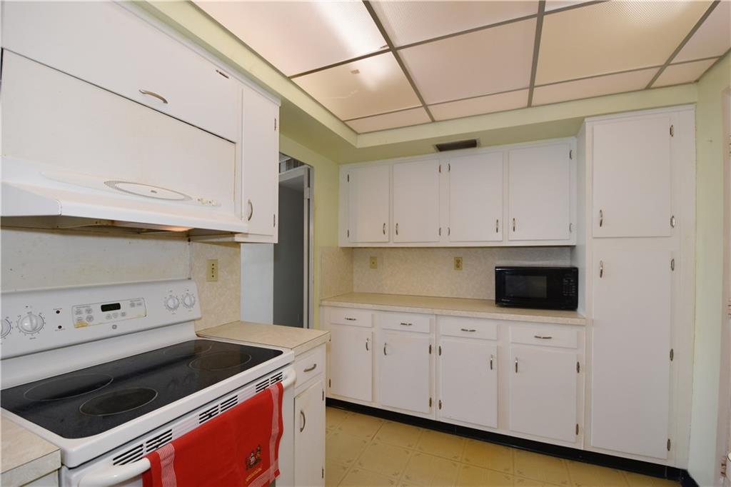CORAL RIDGE TOWERS SOUTH - Residential